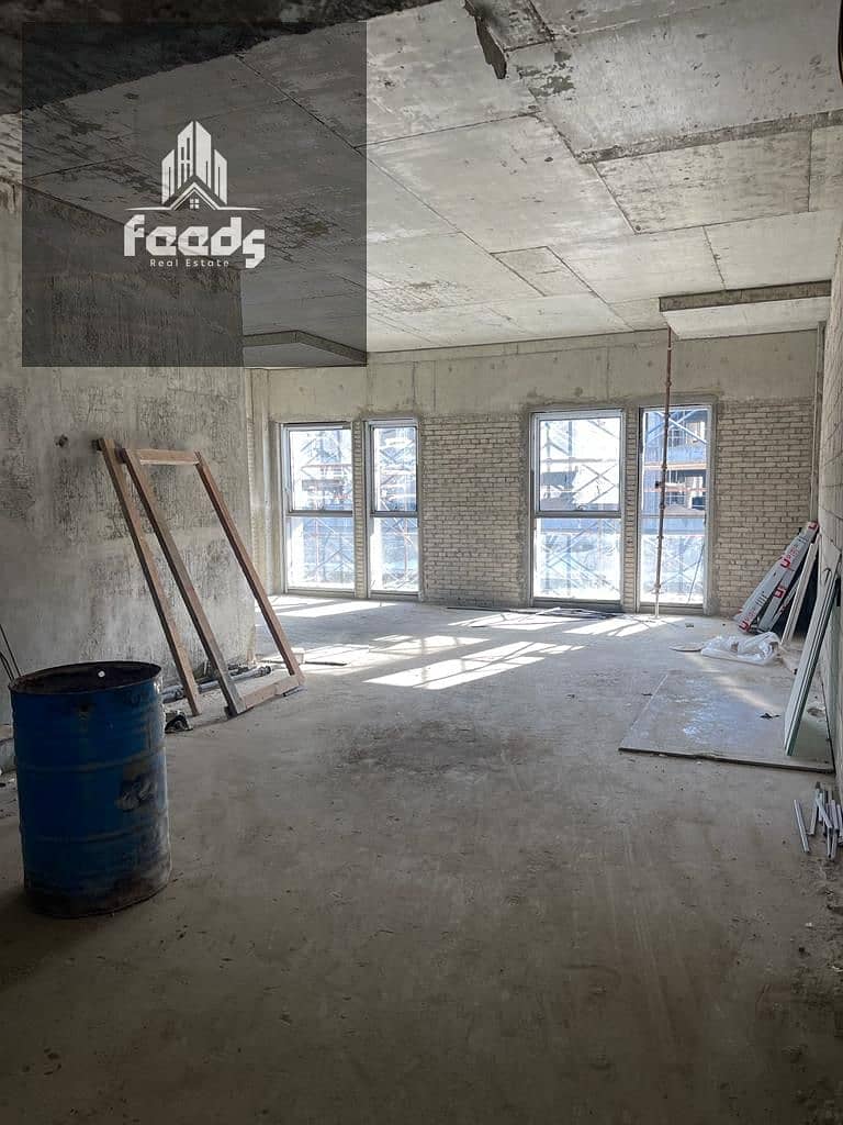 4 80c0ebfb-8d25-4df4-8232-11132525d249. jpg