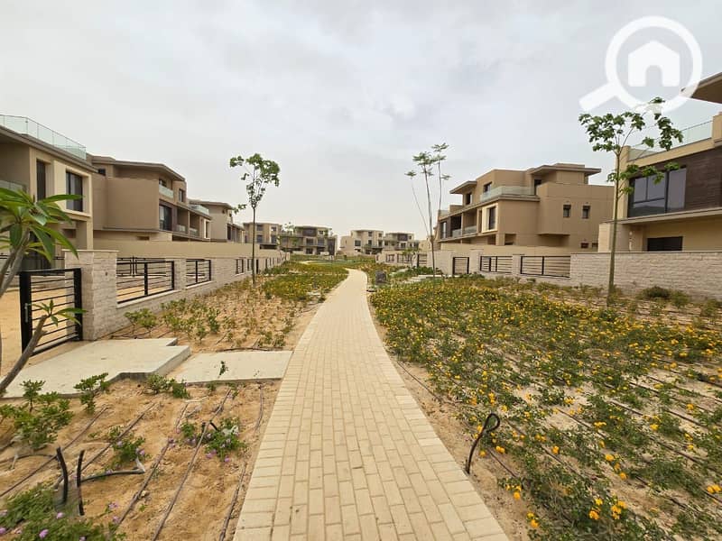 4 480460311_610509575092357_9103893764480037933_n. jpg