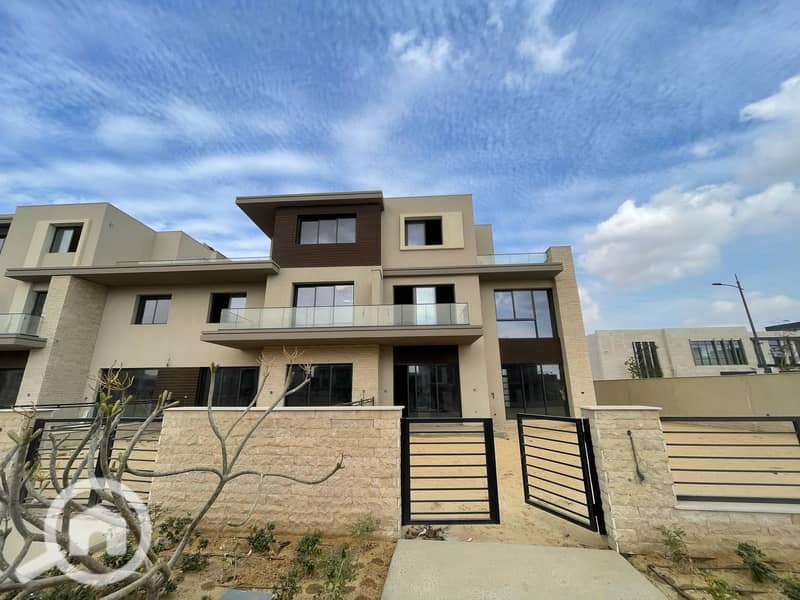 5 503571367_2748797111984871_7748217836020654358_n. jpg