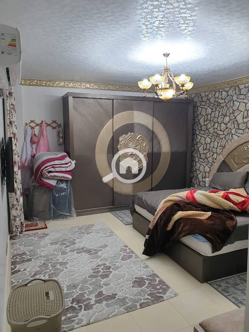 16 4f30ecca-59b6-4aa4-a850-8a7ebb15a79f. jpeg