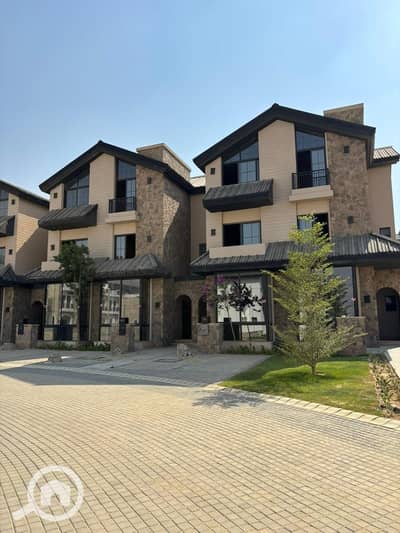 4 Bedroom Villa for Sale in New Cairo, Cairo - WhatsApp Image 2025-10-10 at 12.16. 51 AM. jpeg 4 Bedroom Villa for Sale in New Cairo, Cairo - WhatsApp Image 2025-10-10 at 12.16. 51 AM. jpeg