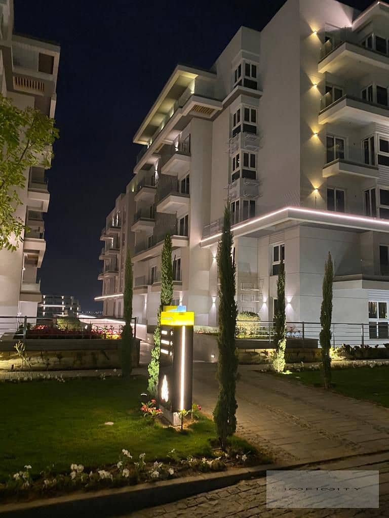 14 e43bc30d-e477-4f04-bddd-34f9c87c868a. jpeg