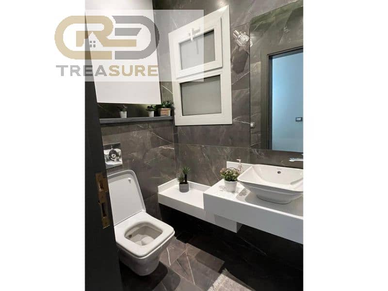 17 WhatsApp Image 2025-10-27 at 12.10. 34 PM (4). jpg