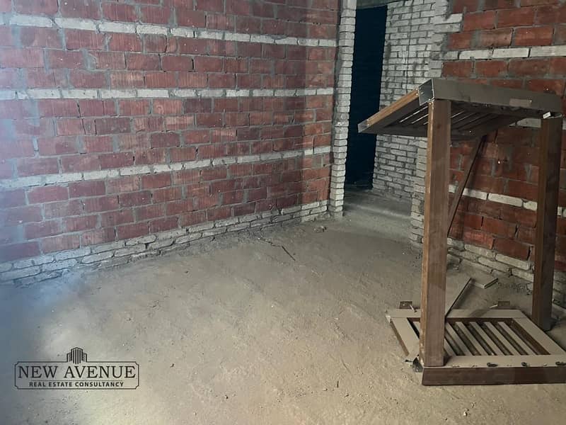 6 WhatsApp Image 2025-10-27 at 1.26. 53 PM (3). jpeg