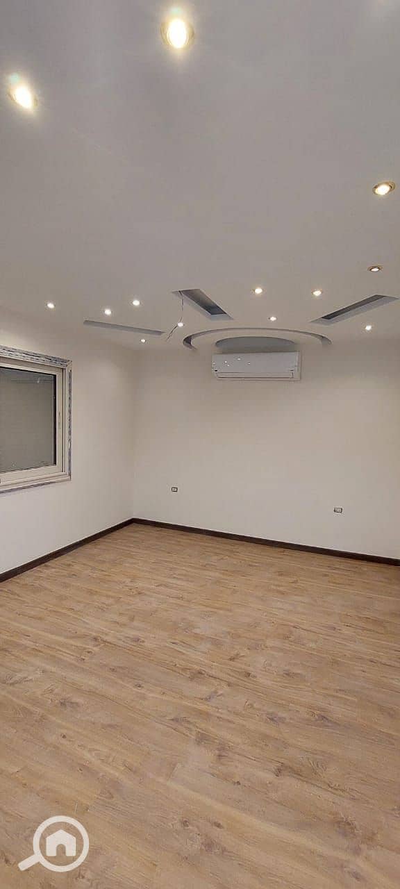 10 39b7203c-f503-4483-9f45-576234c65cdb. jpg