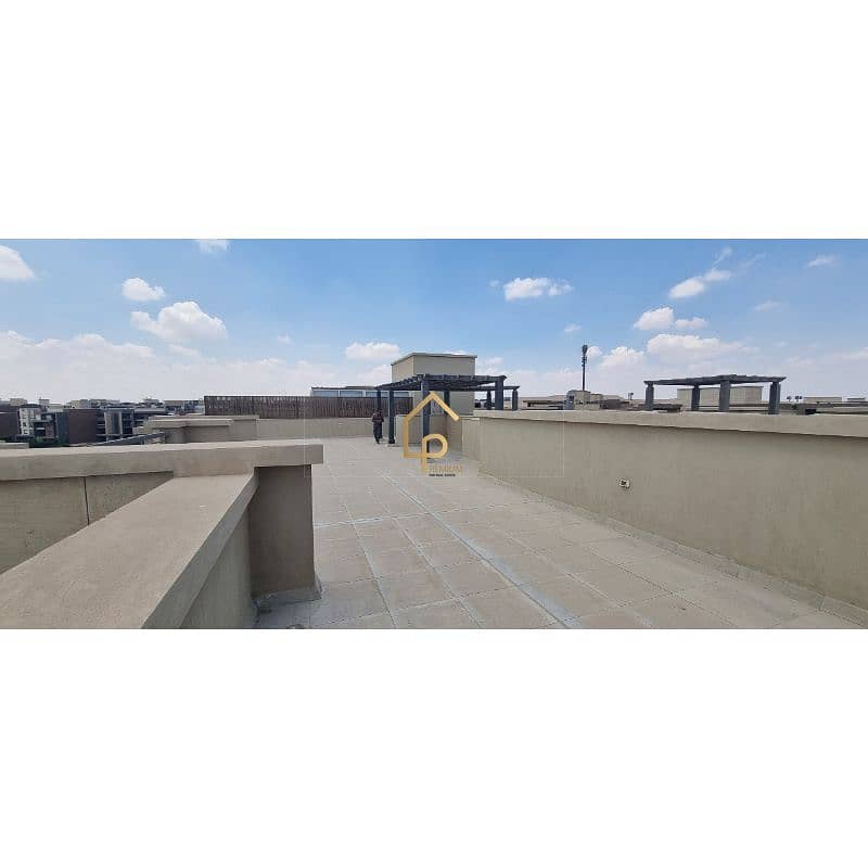 9 WhatsApp Image 2025-10-27 at 12.09. 25 AM. jpg