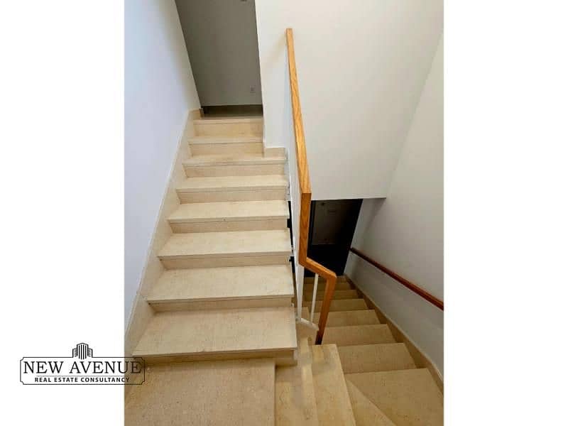 3 935149d0-a04d-487f-a5f1-a57d9096e512. jpg