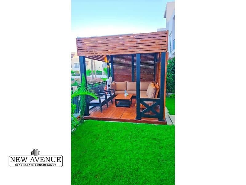 7 6fe6ccff-79b4-4df9-9a78-267ba20e0938. jpg