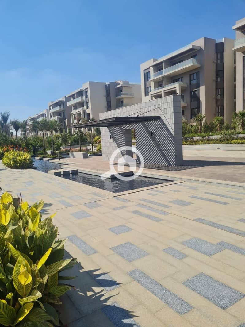 10 WhatsApp Image 2025-02-27 at 01.55. 06_159d539a. jpg