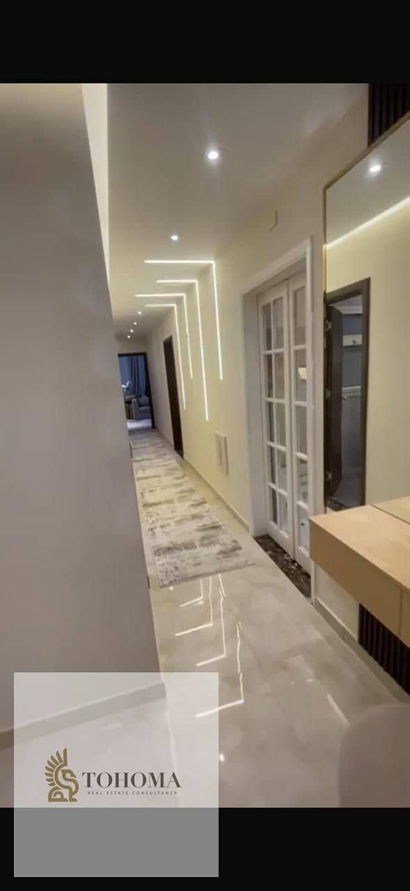 4 6c1bbc9d-d7e0-4958-9aa7-c43afbb75b3c. jpg