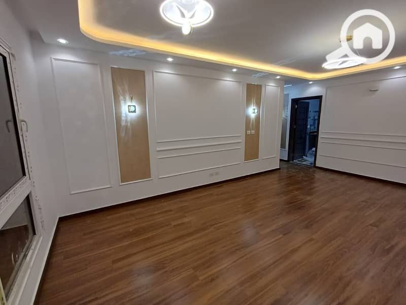 4 WhatsApp Image 2025-10-27 at 1.19. 34 PM(1). jpeg