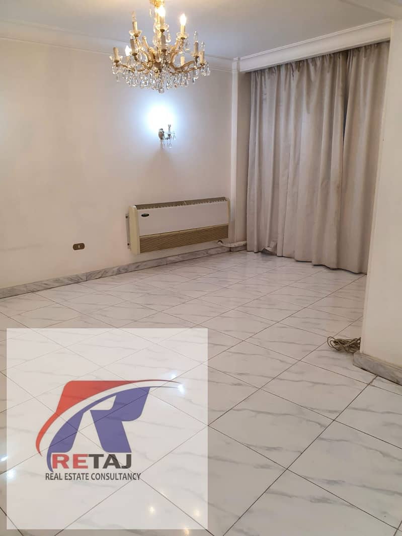 4 WhatsApp Image 2025-10-26 at 22.05. 47 (1). jpeg