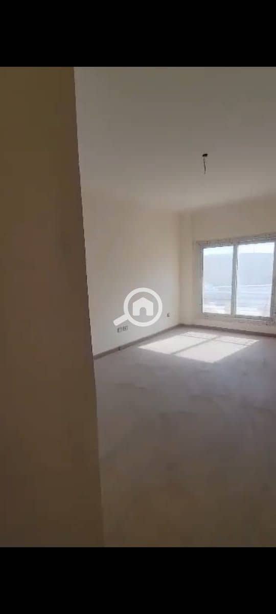 6 WhatsApp Image 2025-10-23 at 3.14. 44 PM (3). jpeg