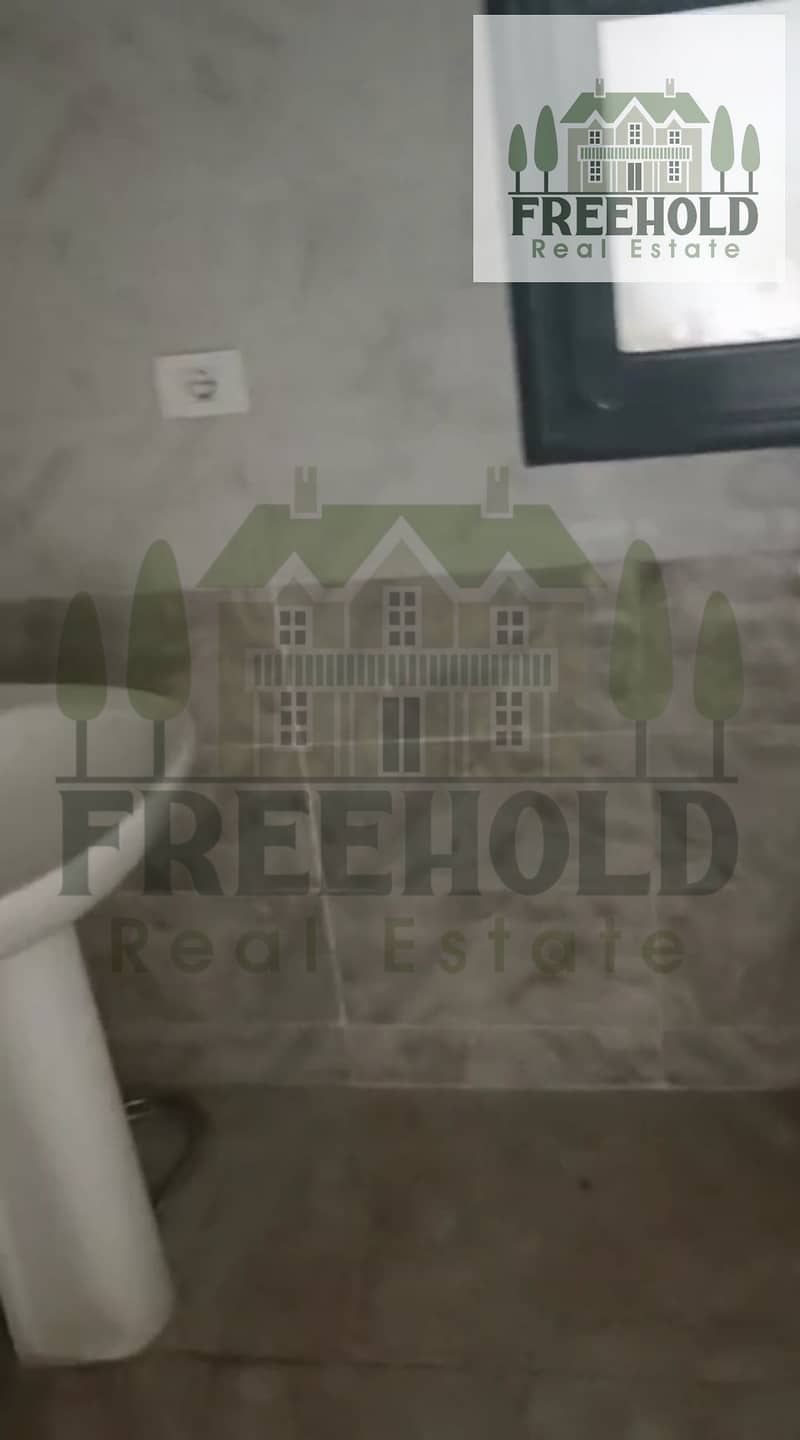 4 Picsart_25-10-27_12-08-16-655. jpg