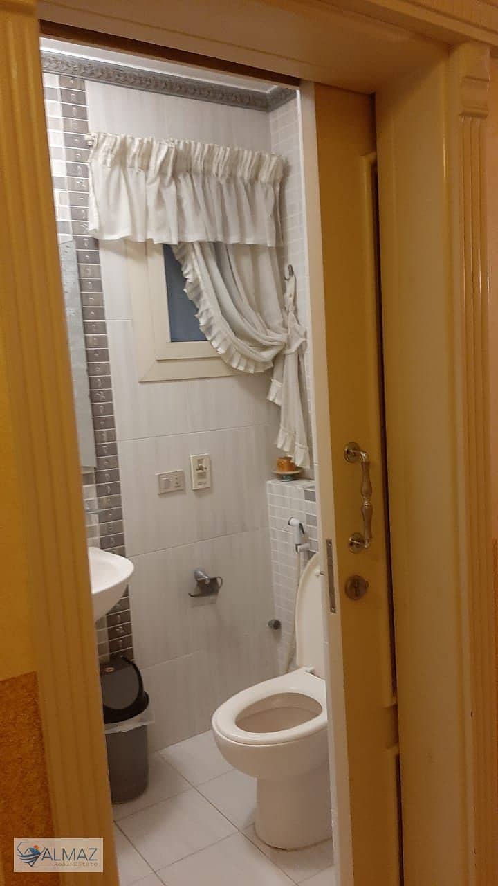 7 WhatsApp Image 2025-10-27 at 1.35. 19 PM (1). jpeg