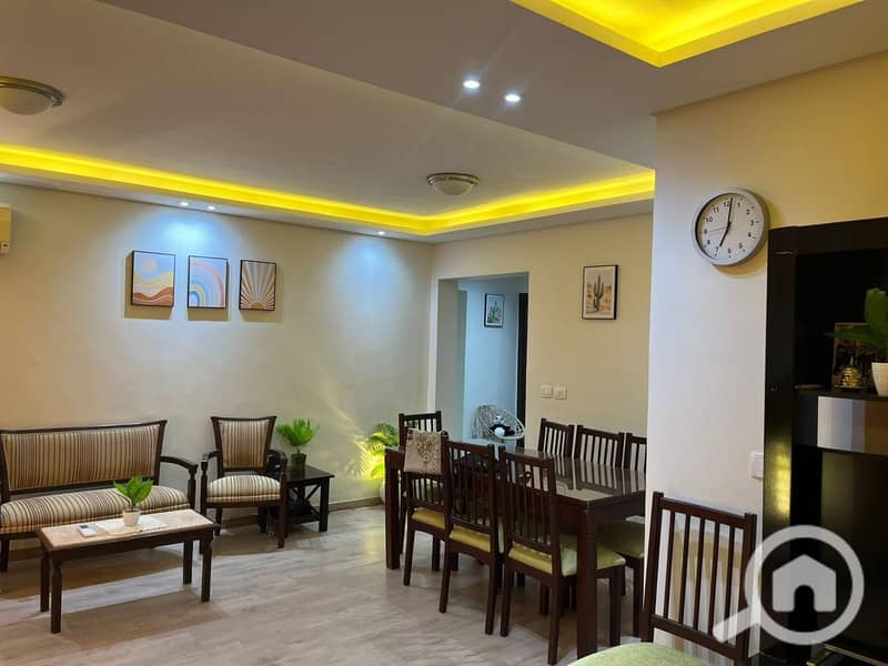 4 6c62d900-9654-462a-b4e2-be625321a887. jpg