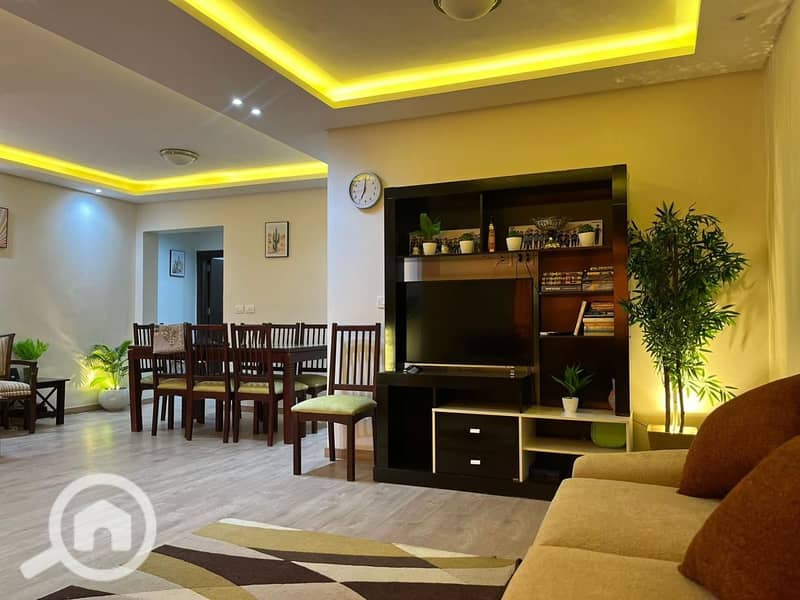 18 ddd3f88e-757e-41c0-9f76-7a27aec747b7. jpg