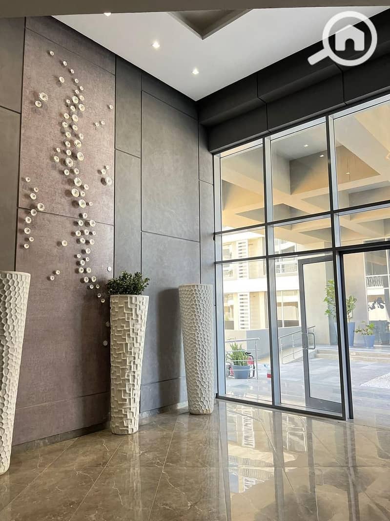 2 WhatsApp Image 2025-10-27 at 09.40. 03_caadd9f8. jpg