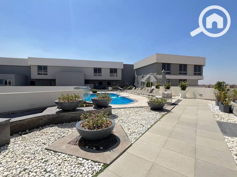 6 WhatsApp Image 2025-10-27 at 09.40. 12_69aa541e. jpg