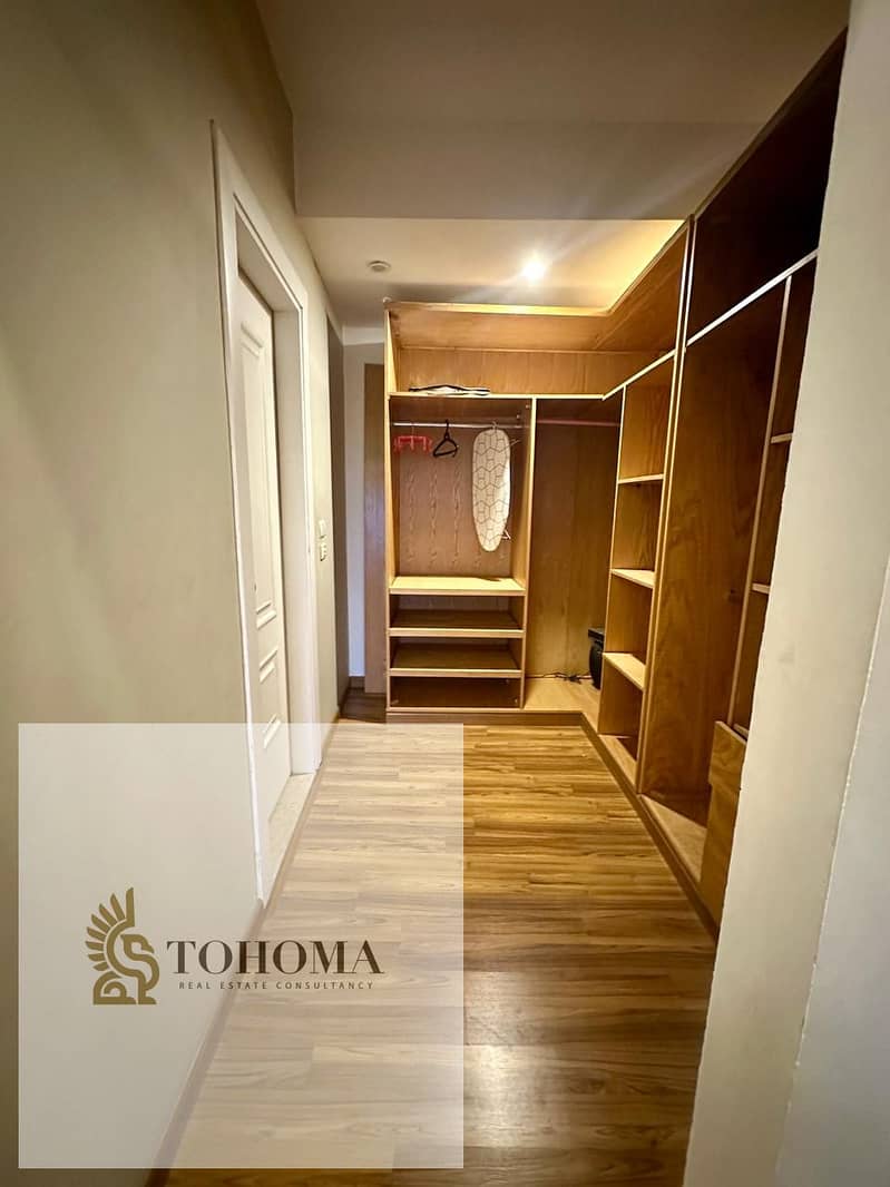 8 dc05f355-5da7-4599-bd38-faccf2ec9e05. jpg