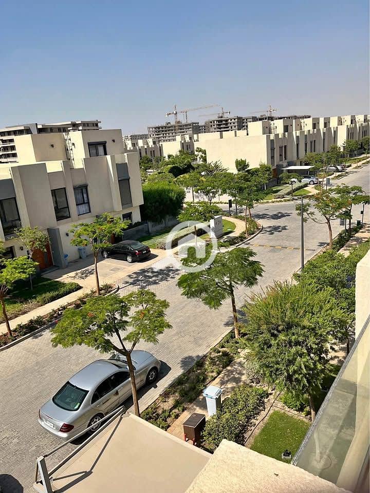 6 532256956_1935442863946031_81649524388096833_n. jpg