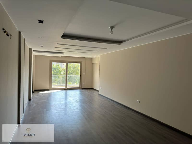 8 WhatsApp Image 2025-10-21 at 16.07. 50_534401aa. jpg