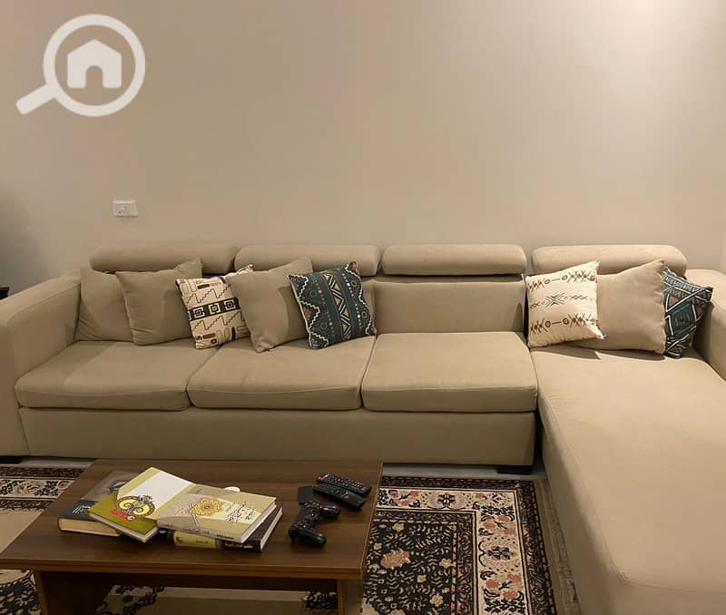 10 WhatsApp Image 2025-10-27 at 13.00. 42_3a518b8c. jpg