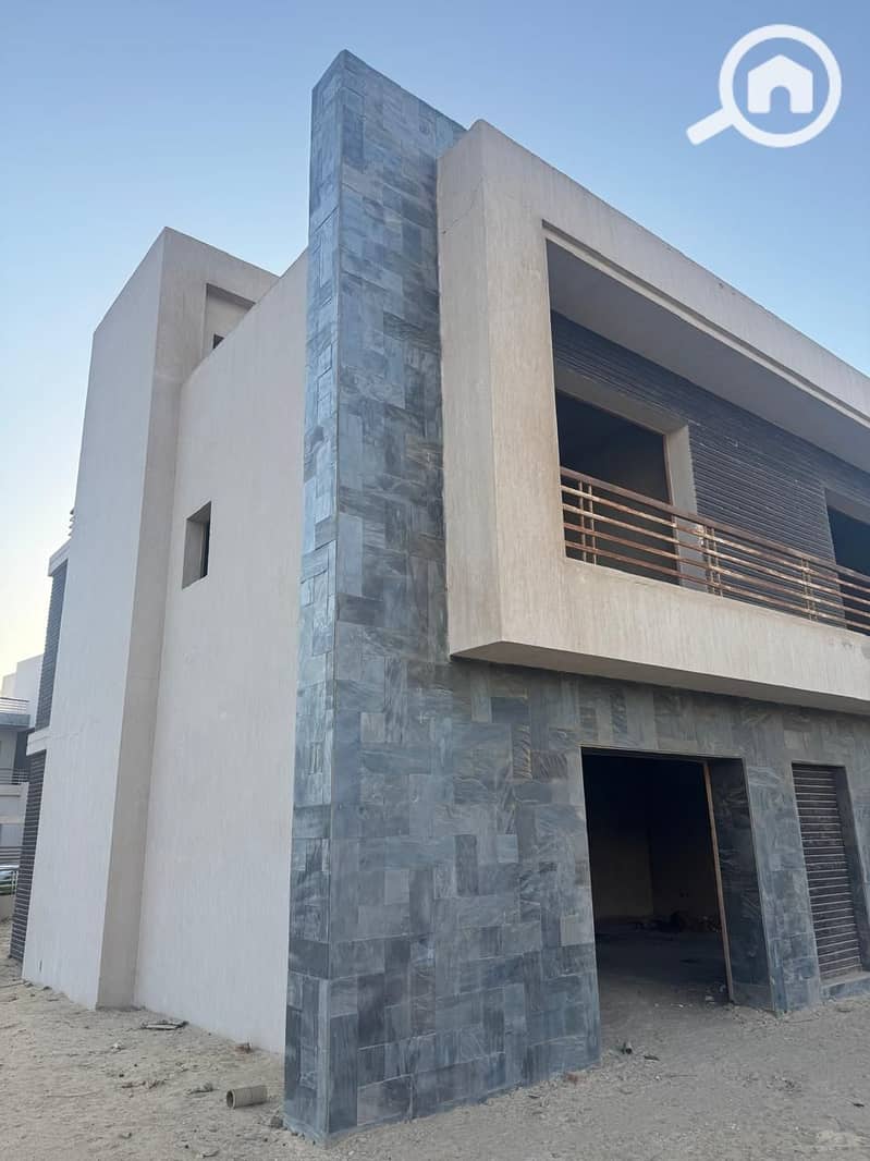 15 WhatsApp Image 2025-10-27 at 12.59. 54_48f00575. jpg