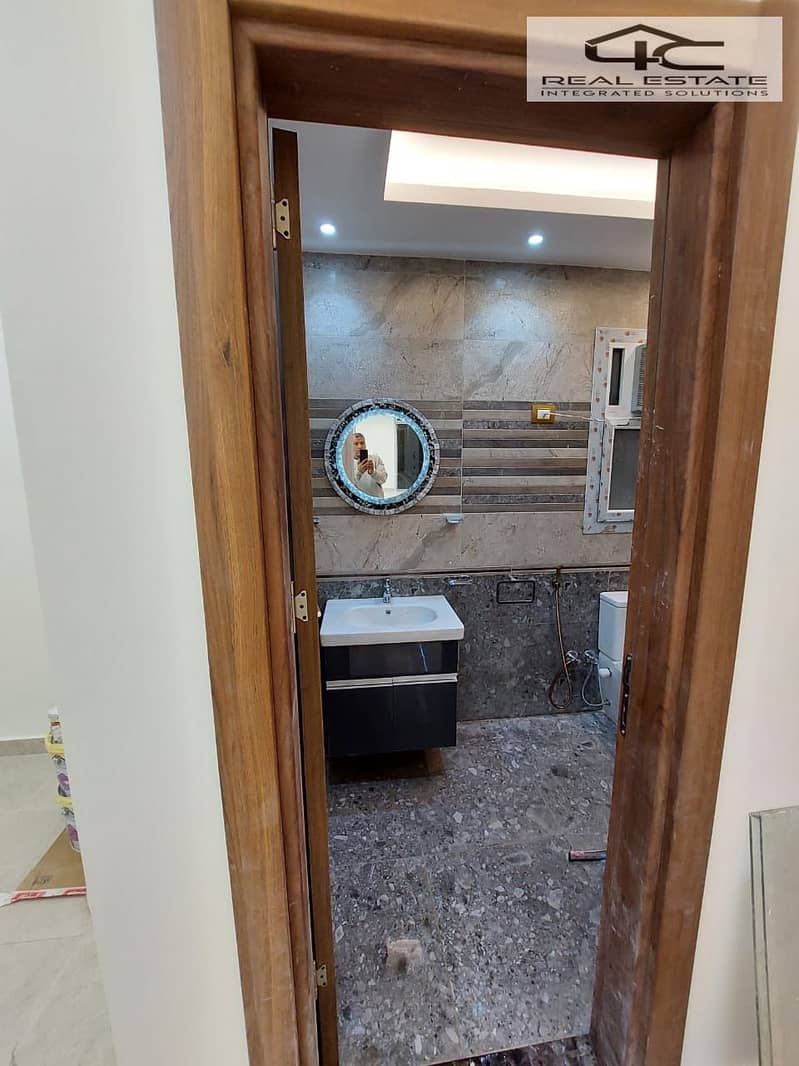 10 WhatsApp Image 2025-10-27 at 1.30. 59 PM (1). jpeg