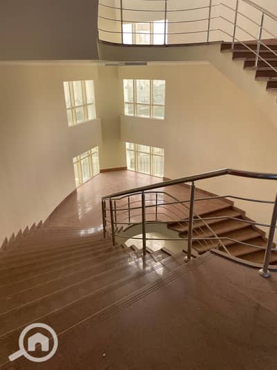 محلات تجارية  للايجار في الشيخ زايد، الجيزة - IMG-20251012-WA0236. jpg