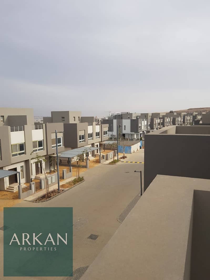 8 4bdbd1e4-fe03-465d-b003-df8a623e385b. jpg