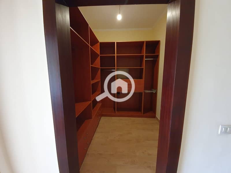 11 WhatsApp Image 2025-10-19 at 17.47. 04. jpeg