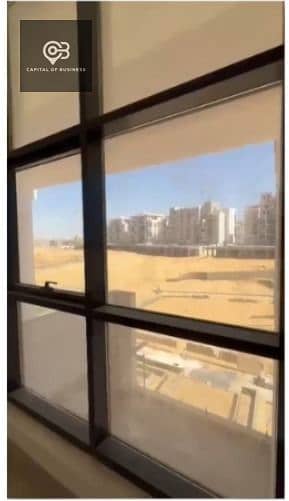 7 b6775f98-eba8-44b9-b3c2-d42db0bc6275. jpg