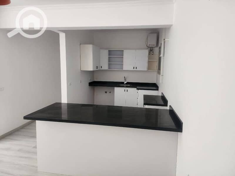 6 503359202_2321270528342893_8463642987363145008_n. jpg