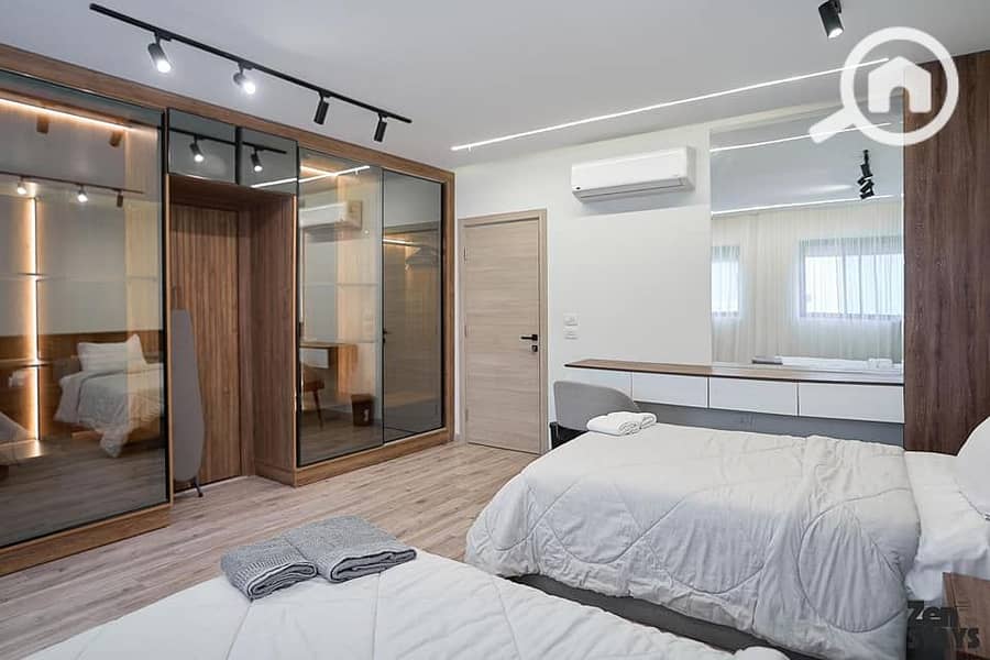 9 526577818_2870235643186163_4101351851900325930_n. jpg