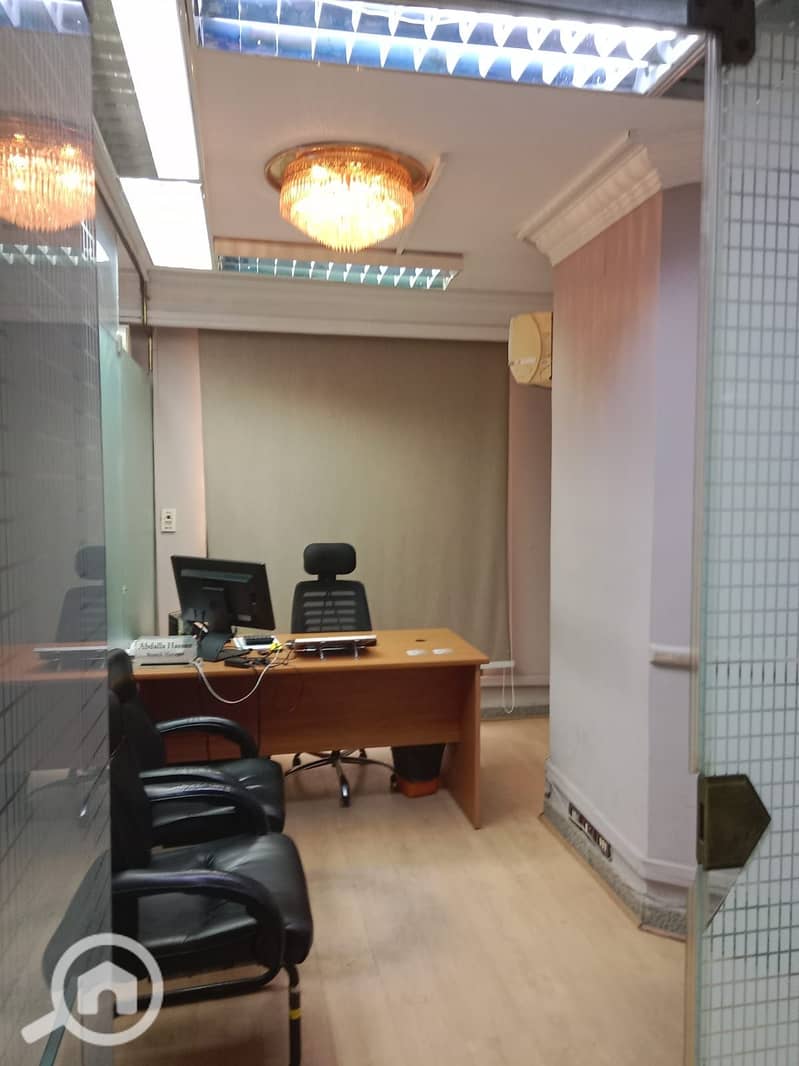 7 f7329458-acb9-4db7-9a74-4324c083783a. jpg