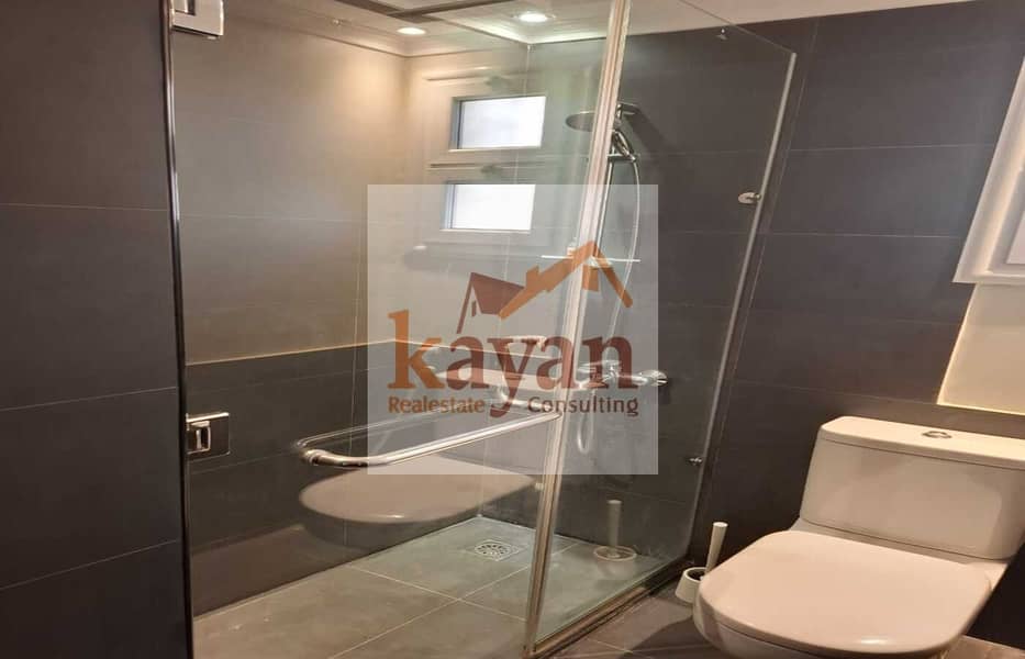 7 81fe8a0b-11a0-4e21-aca6-24930d8ed0ae. jpg