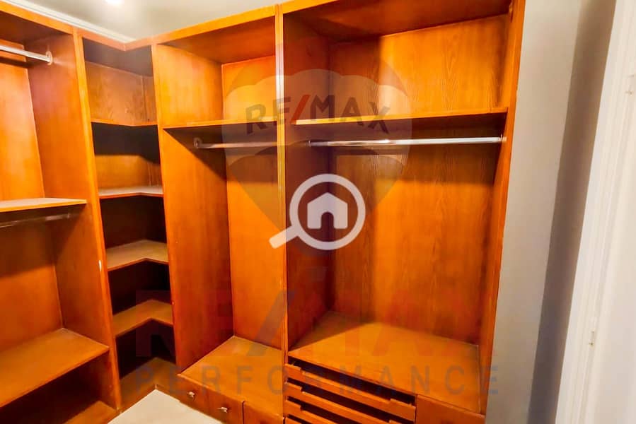 16 WhatsApp Image 2025-10-23 at 12.37. 24 PM (6). JPG