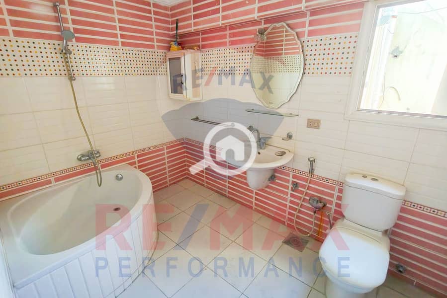 21 WhatsApp Image 2025-10-23 at 12.37. 23 PM (3). JPG