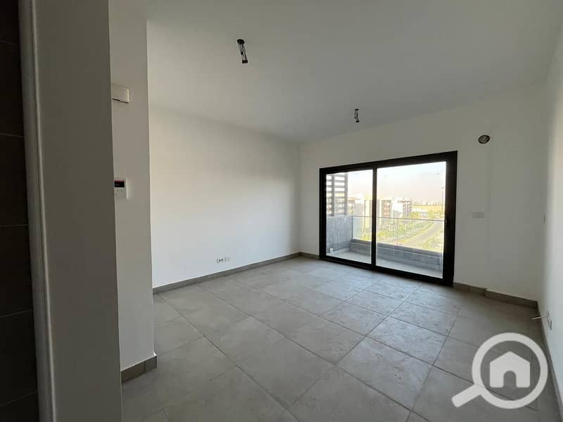 6 WhatsApp Image 2025-10-27 at 1.25. 47 PM. jpeg