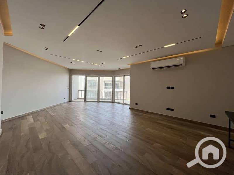 7 0c102d28-c0ea-4213-b211-1f57b36223d7. jpg