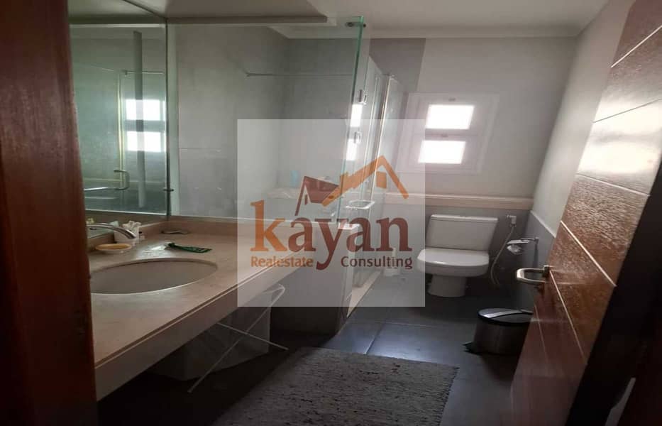 10 d4b4b9d6-2b81-4b1c-9def-2f0ae77cb784. jpg