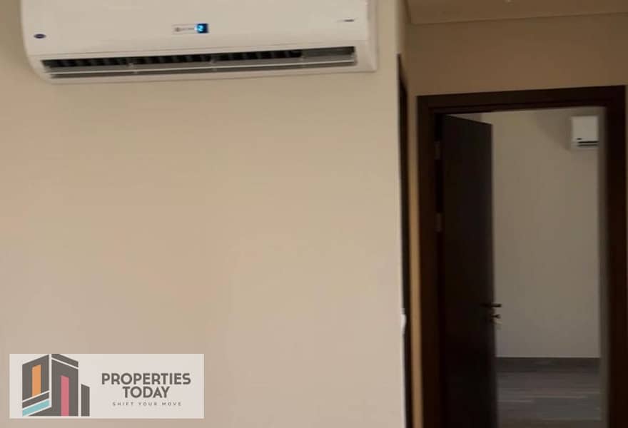 5 2ba355ff-dfa2-48f6-96fe-3e5ab0e3a12a. jpg