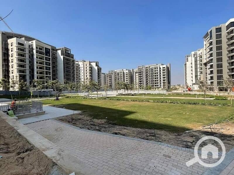 5 4700635-842e4o. jpg