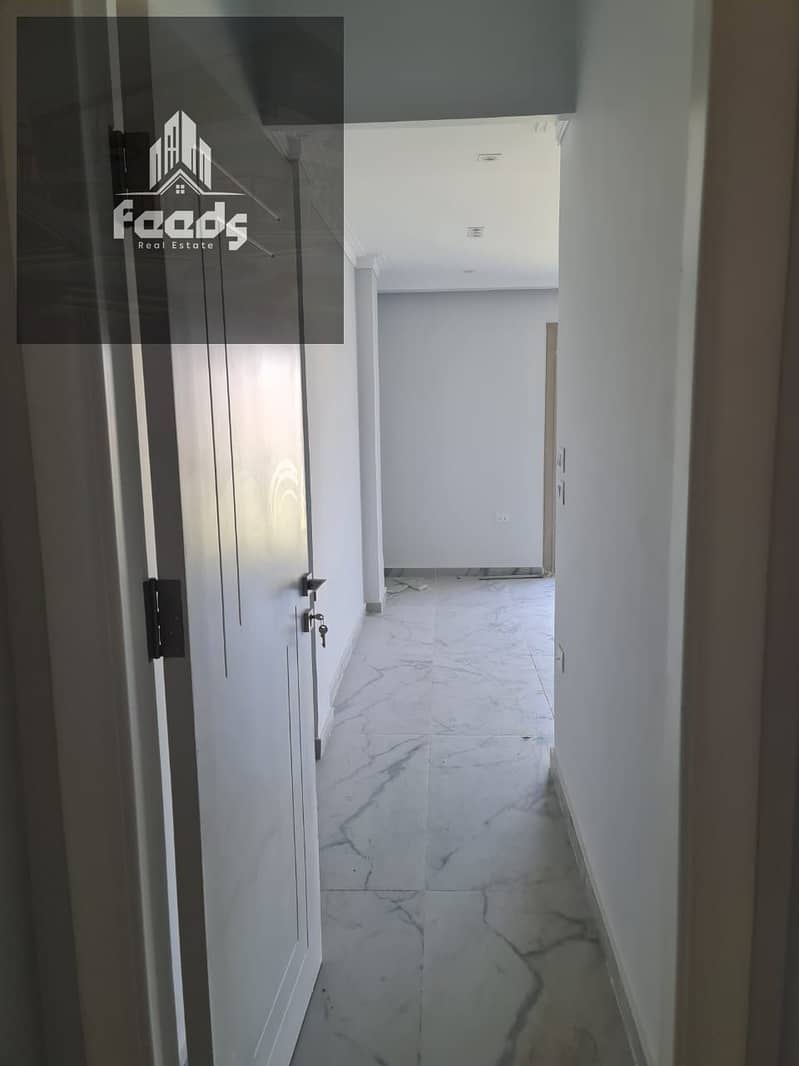 10 WhatsApp Image 2025-10-27 at 12.28. 44 PM. jpeg