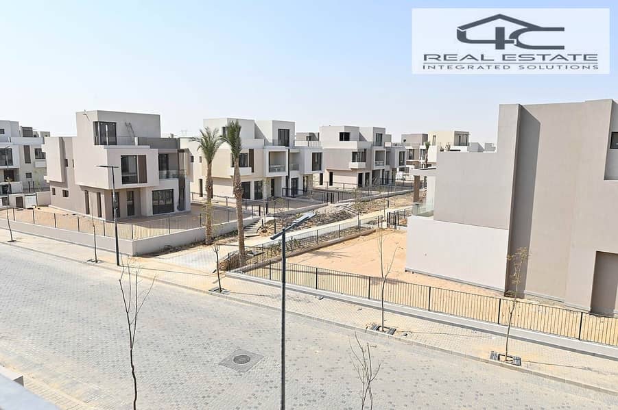 3 WhatsApp Image 2025-10-20 at 18.41. 28 (1). jpeg