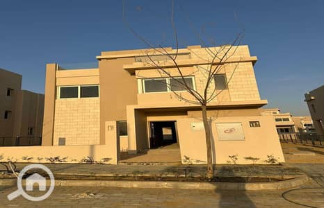 4 Bedroom Villa for Sale in 6th of October, Giza - 7db1dde7-3208-4067-b88c-9abff7521bca. jpg 4 Bedroom Villa for Sale in 6th of October, Giza - 7db1dde7-3208-4067-b88c-9abff7521bca. jpg