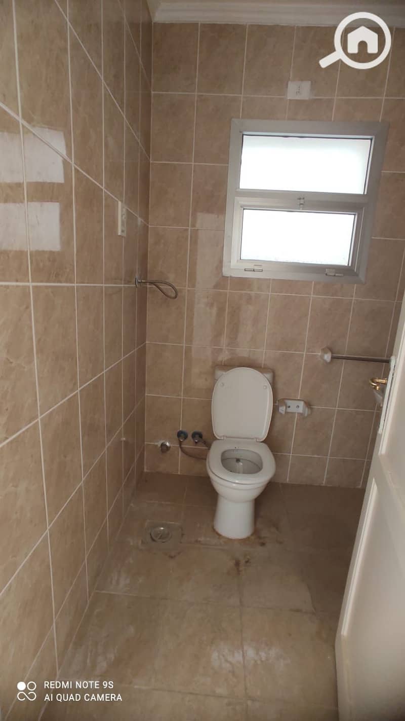 6 563da988-8194-4f60-a1fd-631b7aa16e7d. jpeg