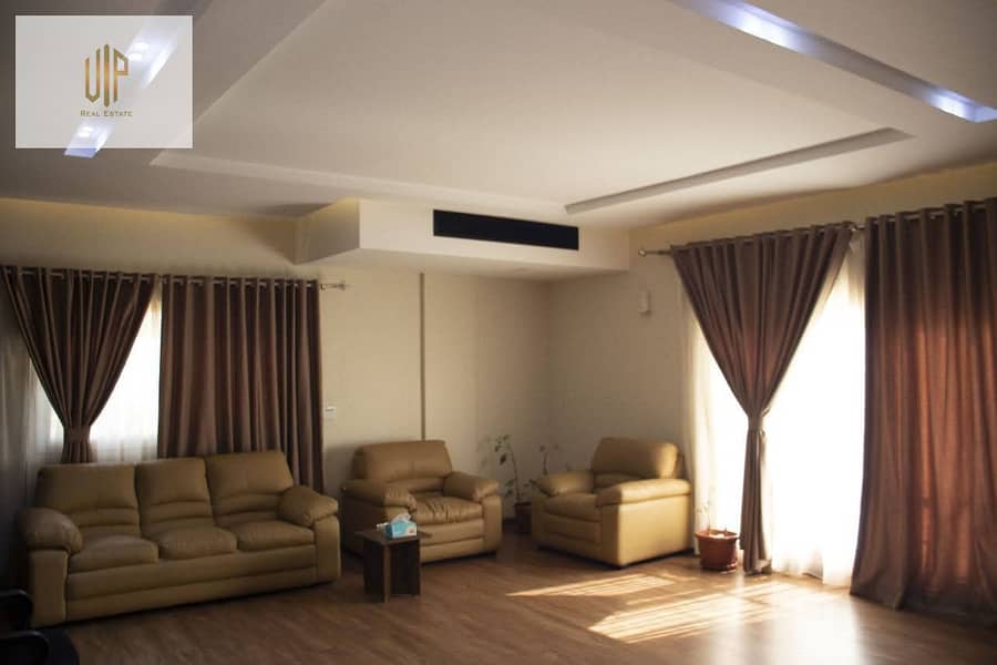 3 WhatsApp Image 2025-10-27 at 14.18. 43_5b5f8bc6. jpg