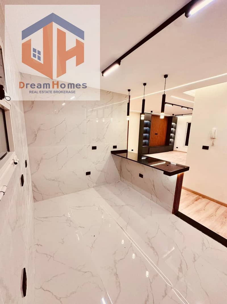 5 df32817b-8623-4c81-ad6c-a38cc35b2723. jpg